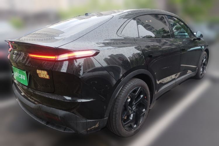 Used ONVO L60 2025 Model, 60kWh Black Knight Special Edition Rear Right 45 Deg