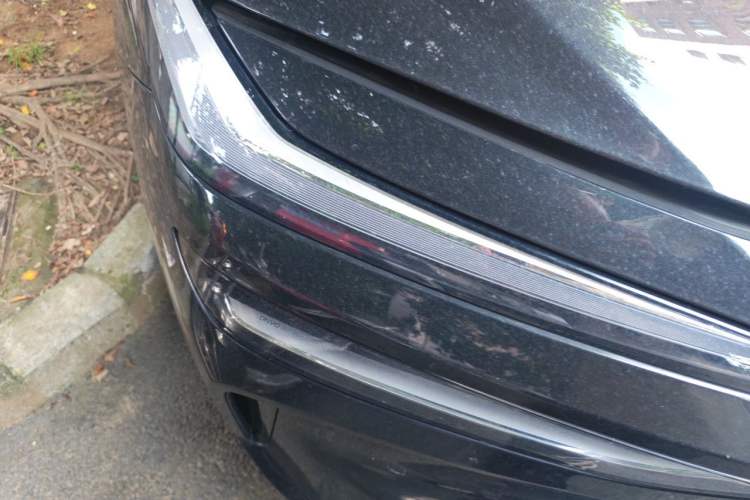 Used ONVO L60 2025 Model—60 kWh Rear-Wheel-Drive Version Right Front Headlight