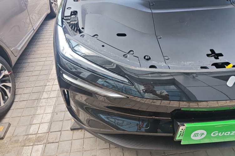 Used ONVO L60 2025 Model—60 kWh Rear-Wheel-Drive Version Right Front Headlight