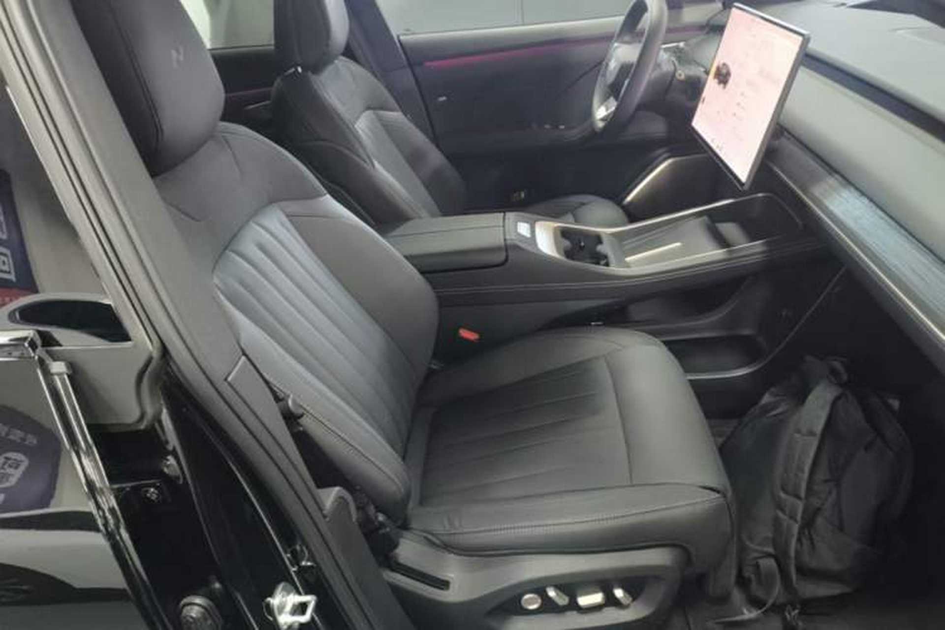 Used ONVO L60 2025 Model—60 kWh Rear-Wheel-Drive Version Right Front Seat