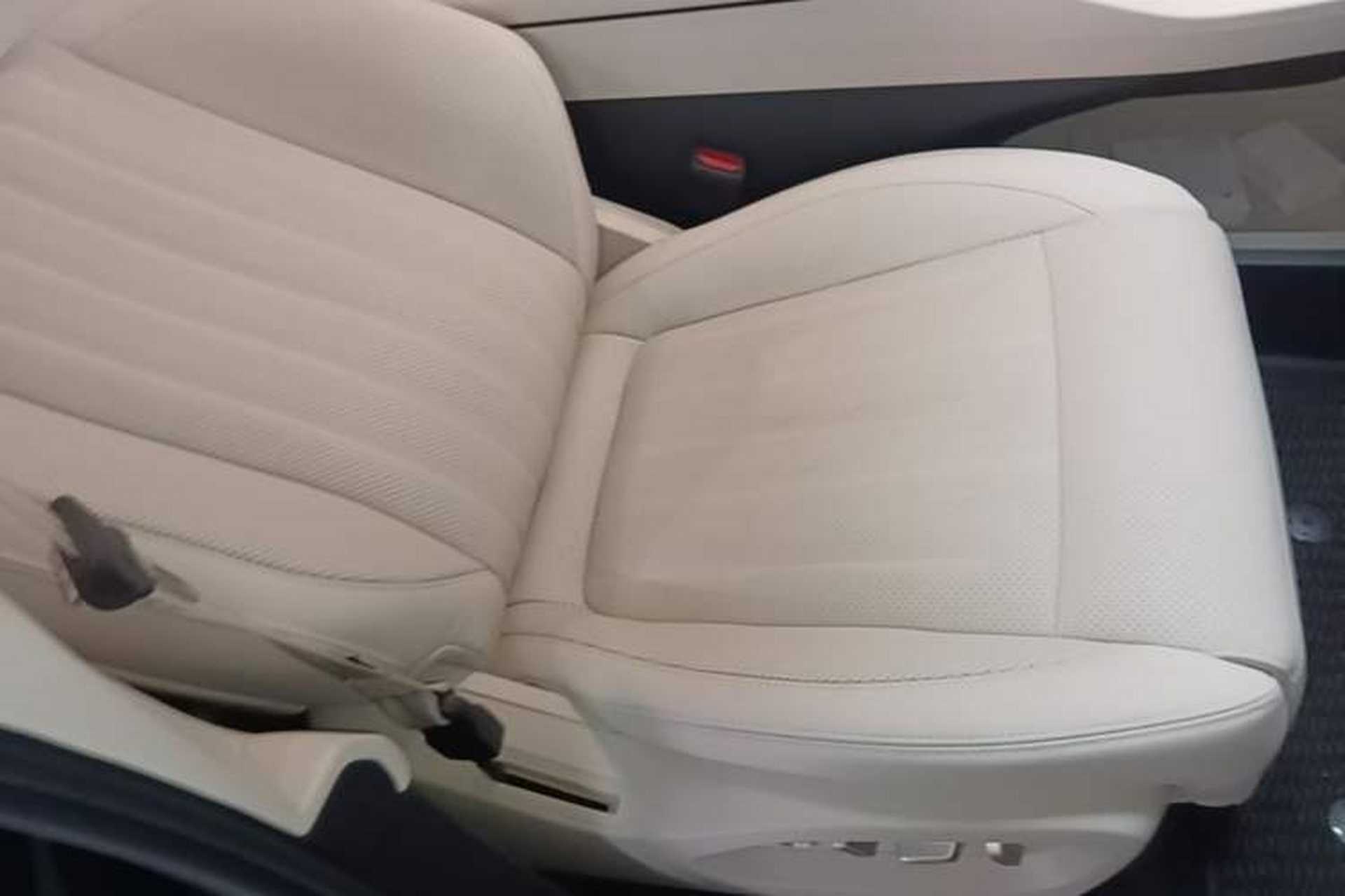 Used ONVO L60 2025 Model—85 kWh Rear-Wheel-Drive Version Right Front Seat