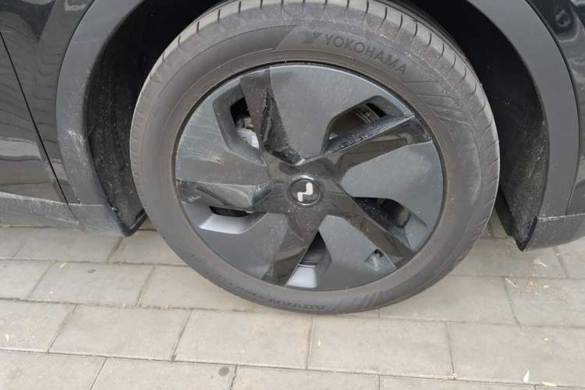 Used ONVO L60 2025 Model—60 kWh Rear-Wheel-Drive Version Right Front Wheel Hub