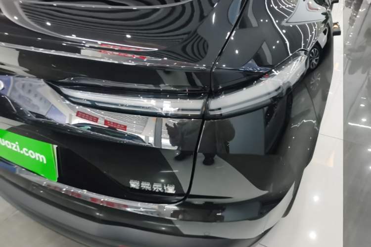 Used ONVO L60 2025 Model—60 kWh Rear-Wheel-Drive Version Right Rear Taillight