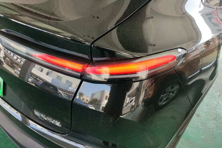 Used ONVO L60 2025 Model—60 kWh Rear-Wheel-Drive Version Right Rear Taillight