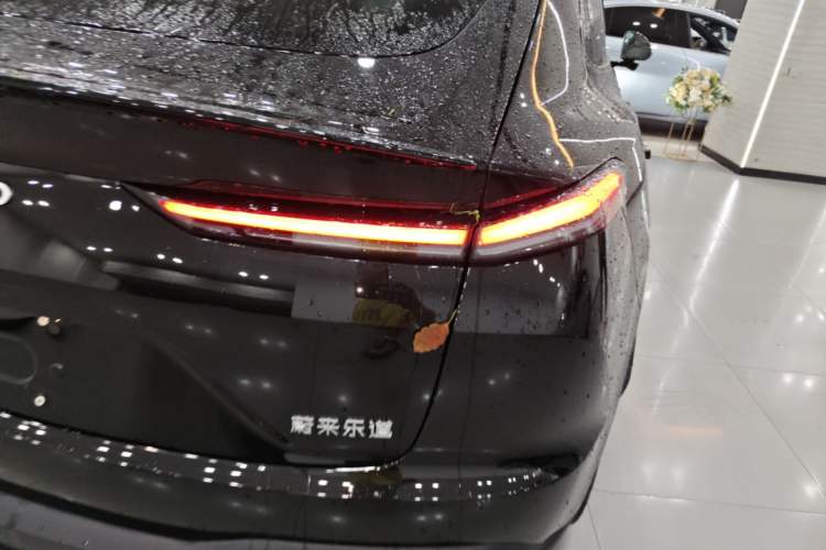 Used ONVO L60 2025 Model—60 kWh All-Wheel-Drive Version Right Rear Taillight