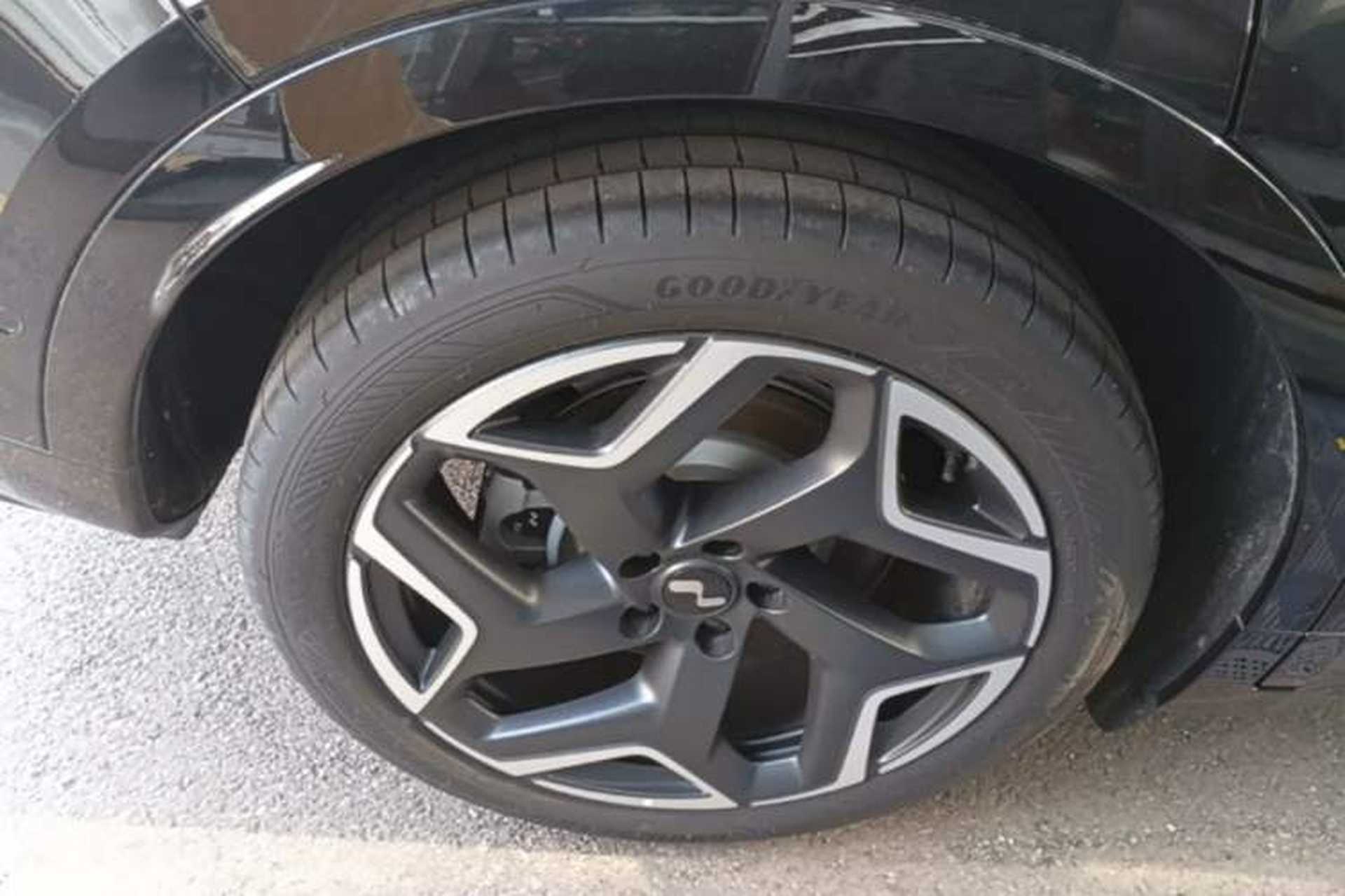 Used ONVO L60 2025 Model—60 kWh All-Wheel-Drive Version Right Rear Wheel Hub