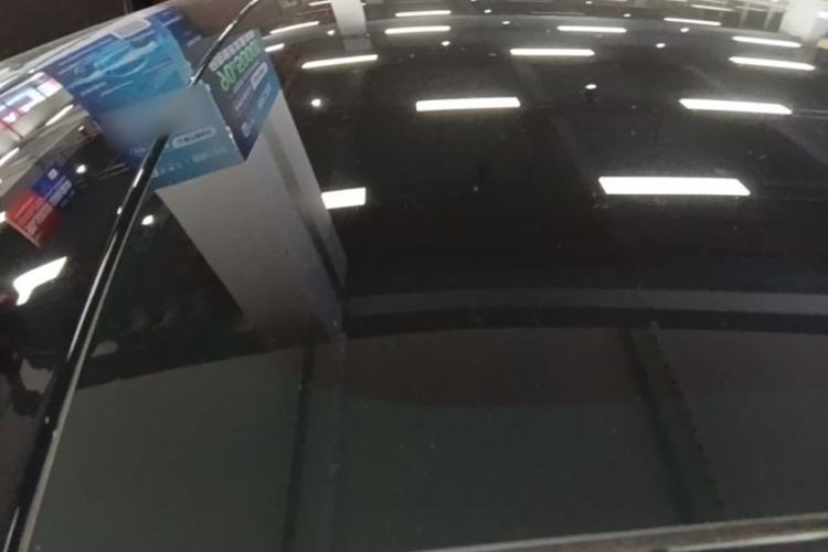 Used ONVO L60 2025 Model—60 kWh Rear-Wheel-Drive Version Roof
