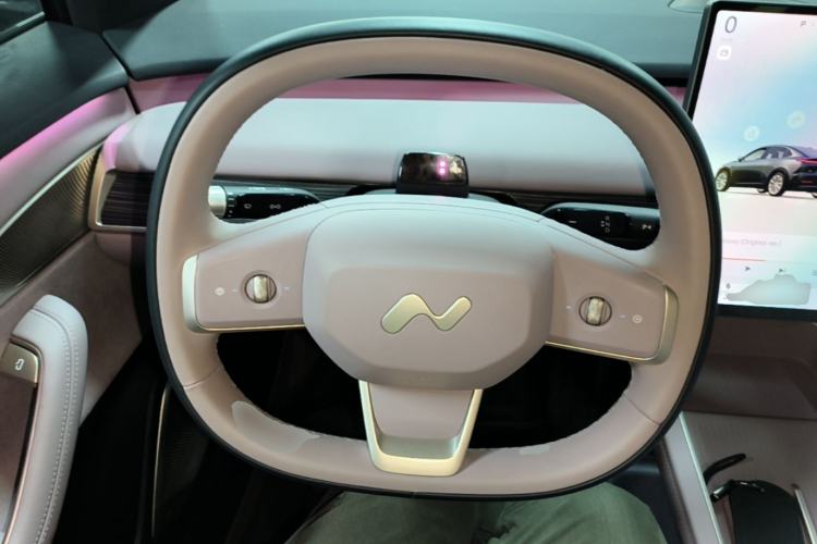 Used ONVO L60 2025 Model—60 kWh Rear-Wheel-Drive Version Steering Wheel