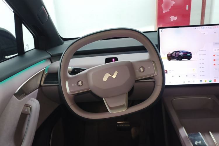 Used ONVO L60 2025 Model—60 kWh Rear-Wheel-Drive Version Steering Wheel