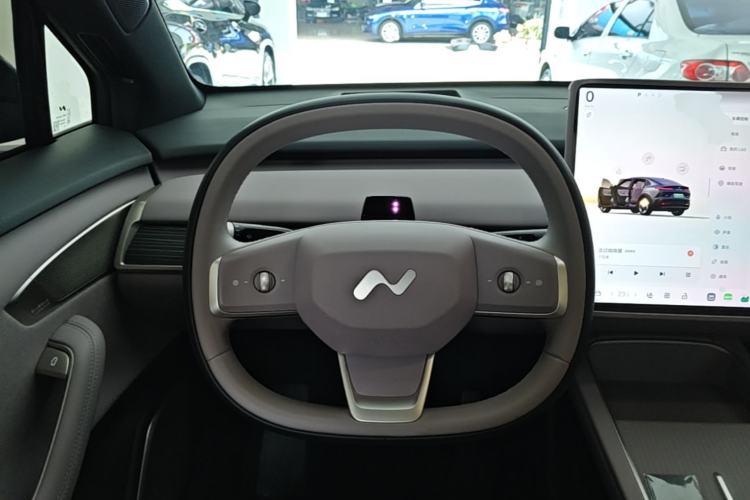 Used ONVO L60 2025 Model—60 kWh Rear-Wheel-Drive Version Steering Wheel