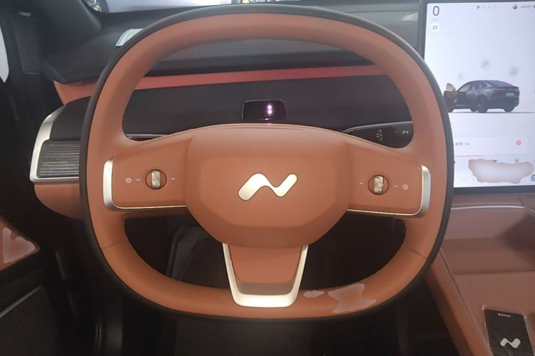 Used ONVO L60 2025 Model—60 kWh Rear-Wheel-Drive Version Steering Wheel