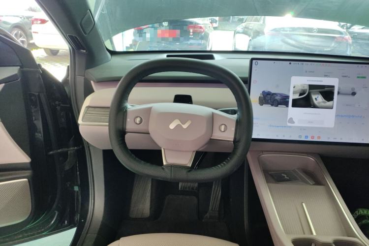Used ONVO L60 2025 Model—60 kWh Rear-Wheel-Drive Version Steering Wheel