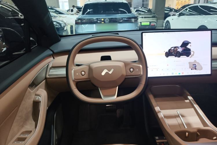 Used ONVO L60 2025 Model—60 kWh All-Wheel-Drive Version Steering Wheel