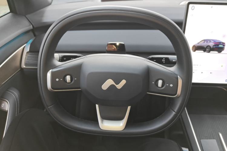 Used ONVO L60 2025 Model—60 kWh Rear-Wheel-Drive Version Steering Wheel