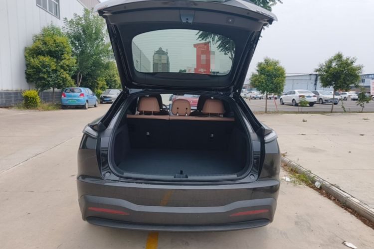 Used ONVO L60 2025 Model—60 kWh All-Wheel-Drive Version Trunk