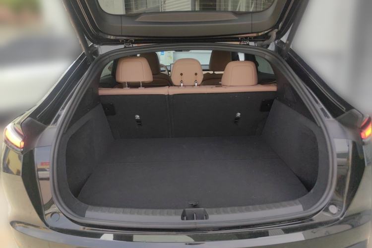 Used ONVO L60 2025 Model—60 kWh All-Wheel-Drive Version Trunk