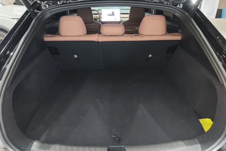 Used ONVO L60 2025 Model—60 kWh All-Wheel-Drive Version Trunk
