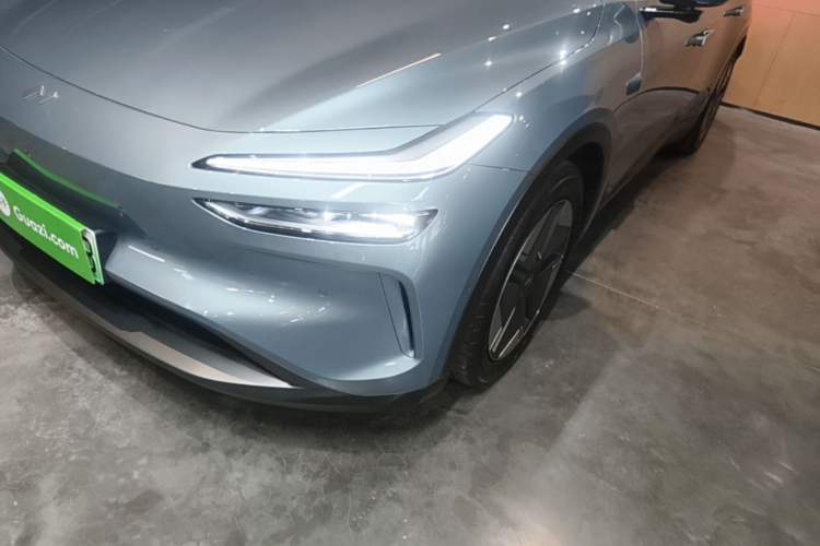Used ONVO L60 2025 Model—60 kWh Rear-Wheel-Drive Version Left Front Headlight