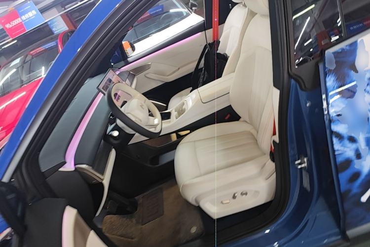 Used ONVO L60 2025 Model—60 kWh Rear-Wheel-Drive Version Left Front Seat