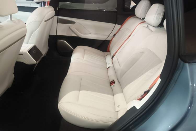 Used ONVO L60 2025 Model—60 kWh Rear-Wheel-Drive Version Left Rear Seat