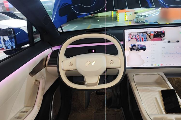 Used ONVO L60 2025 Model—60 kWh Rear-Wheel-Drive Version Steering Wheel