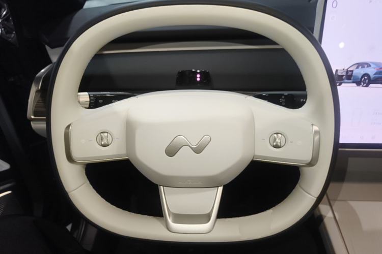 Used ONVO L60 2025 Model—60 kWh Rear-Wheel-Drive Version Steering Wheel