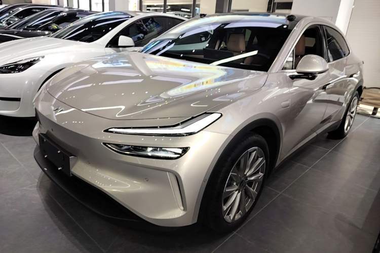 Used ONVO L60 2025 Model—60 kWh Rear-Wheel-Drive Version Guazi used car, China used car export, Used car for sale, Used cars, Cheapest cars for sale