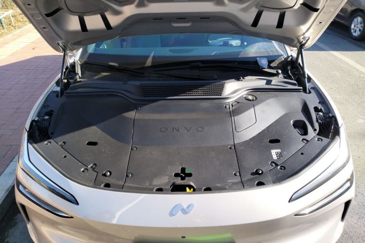Used ONVO L60 2025 Model—60 kWh Rear-Wheel-Drive Version Engine Bay