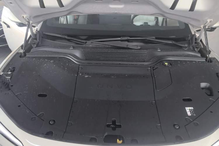 Used ONVO L60 2025 Model—60 kWh Rear-Wheel-Drive Version Engine Bay