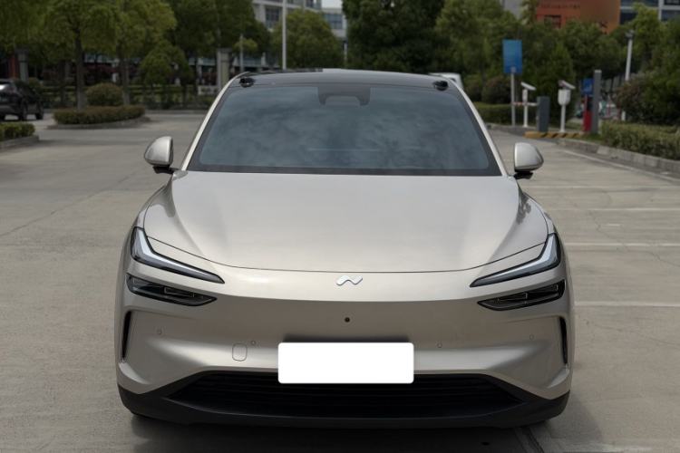 Used ONVO L60 2025 Model—60 kWh Rear-Wheel-Drive Version Exterior 1