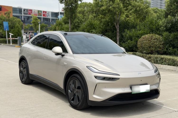 Used ONVO L60 2025 Model—60 kWh Rear-Wheel-Drive Version Exterior 2