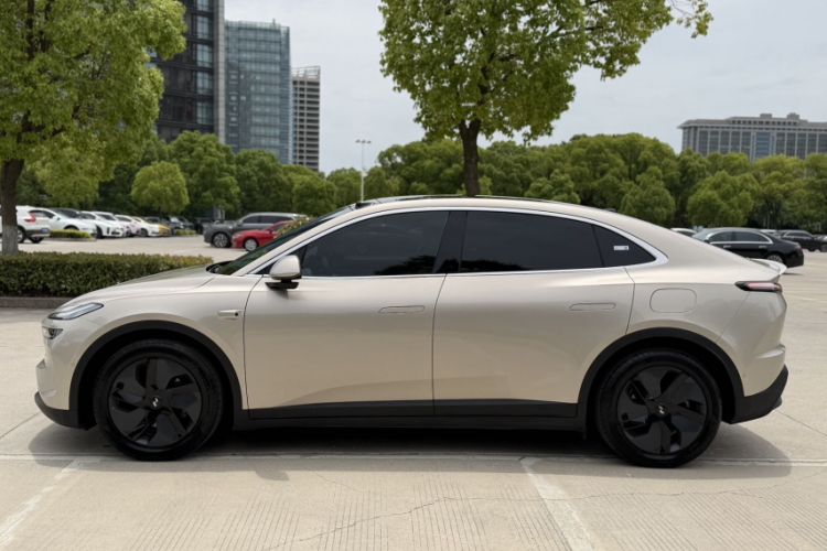 Used ONVO L60 2025 Model—60 kWh Rear-Wheel-Drive Version Exterior 5