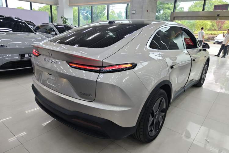 Used ONVO L60 2025 Model—60 kWh All-Wheel-Drive Version Rear Right 45 Deg