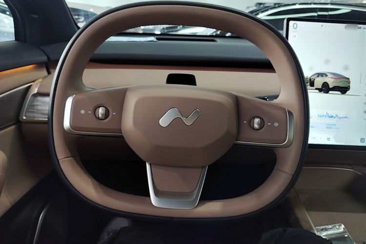 Used ONVO L60 2025 Model—60 kWh Rear-Wheel-Drive Version Steering Wheel