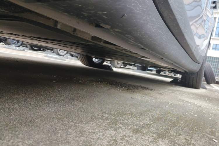 Used ONVO L60 2025 Model—60 kWh Rear-Wheel-Drive Version Chassis Front Left