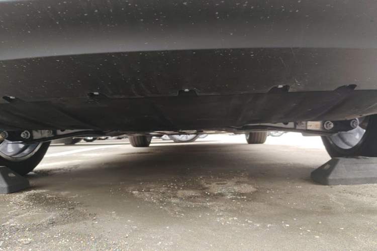 Used ONVO L60 2025 Model—60 kWh Rear-Wheel-Drive Version Chassis Rear