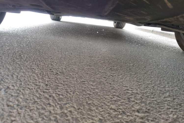 Used ONVO L60 2025 Model—60 kWh Rear-Wheel-Drive Version Chassis Rear