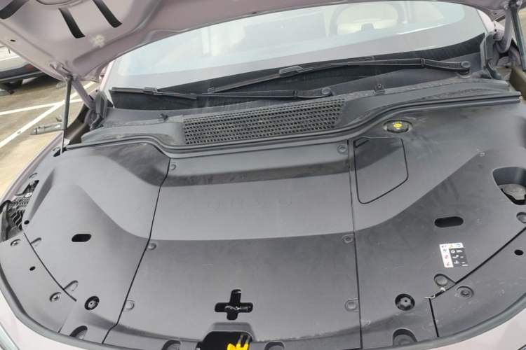 Used ONVO L60 2025 Model—60 kWh Rear-Wheel-Drive Version Engine Bay
