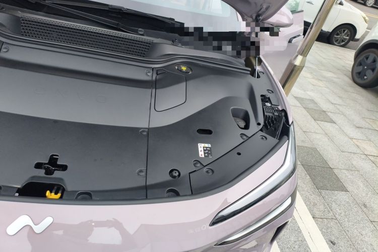 Used ONVO L60 2025 Model—60 kWh All-Wheel-Drive Version Engine Bay Left