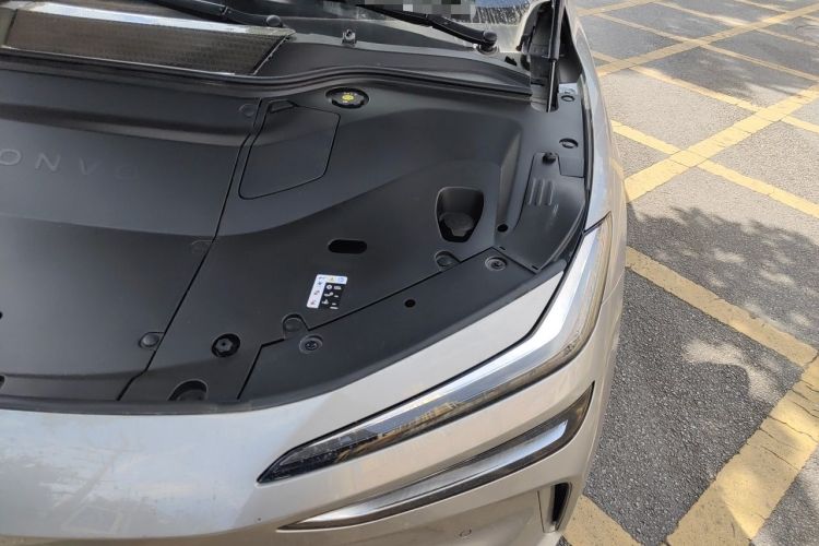 Used ONVO L60 2025 Model—60 kWh Rear-Wheel-Drive Version Engine Bay Left