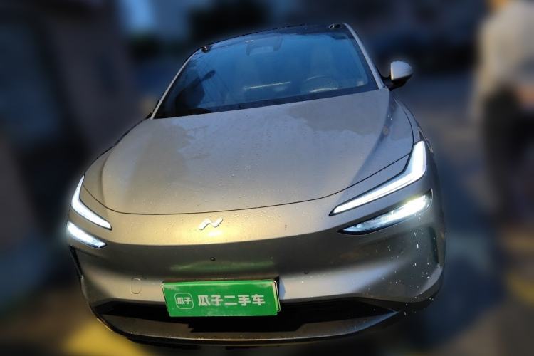 Used ONVO L60 2025 Model—60 kWh Rear-Wheel-Drive Version Front