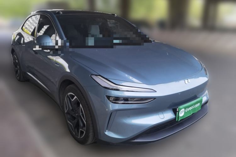 Used ONVO L60 2025 Model—60 kWh Rear-Wheel-Drive Version Front Right 45 Deg
