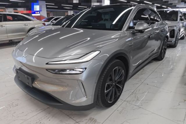 Used ONVO L60 2024 60 kWh Rear-Drive Version