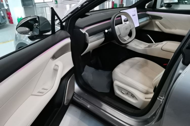 Used ONVO L60 2025 Model—60 kWh All-Wheel-Drive Version Driver Seat