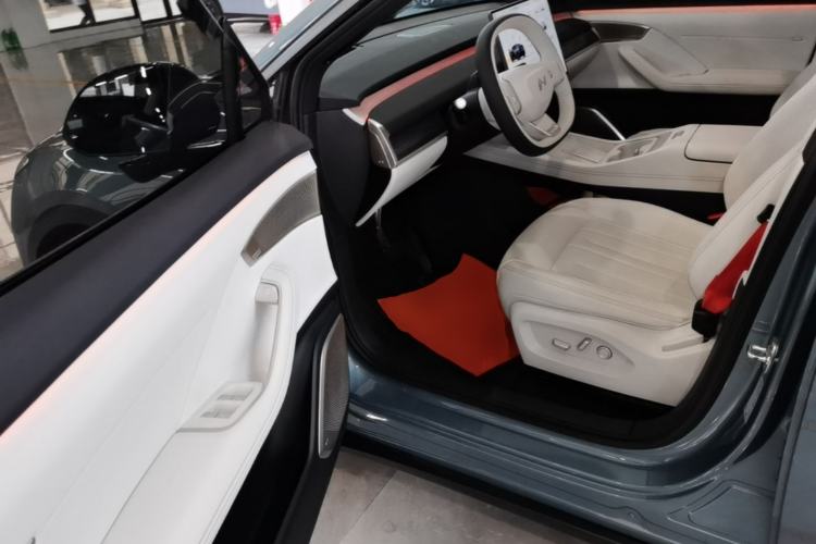 Used ONVO L60 2025 Model—60 kWh Rear-Wheel-Drive Version Driver Seat