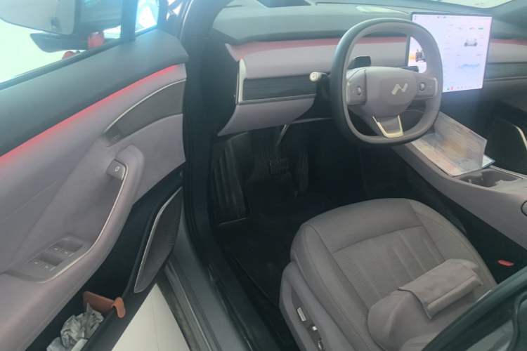 Used ONVO L60 2025 Model—60 kWh Rear-Wheel-Drive Version Driver Seat