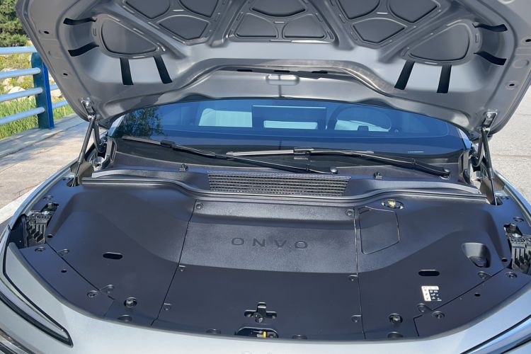 Used ONVO L60 2025 Model—60 kWh Rear-Wheel-Drive Version Engine Bay