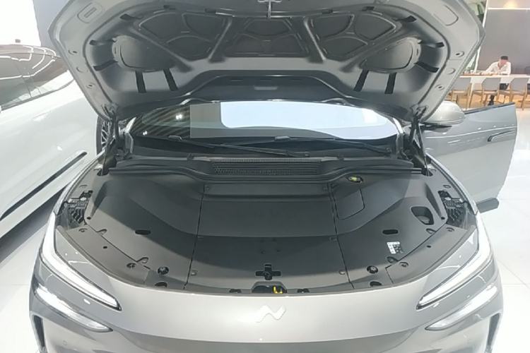 Used ONVO L60 2025 Model—85 kWh Rear-Wheel-Drive Version Engine Bay