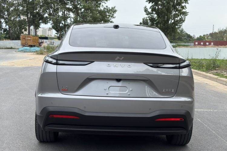 Used ONVO L60 2025 Model—60 kWh All-Wheel-Drive Version Exterior 4