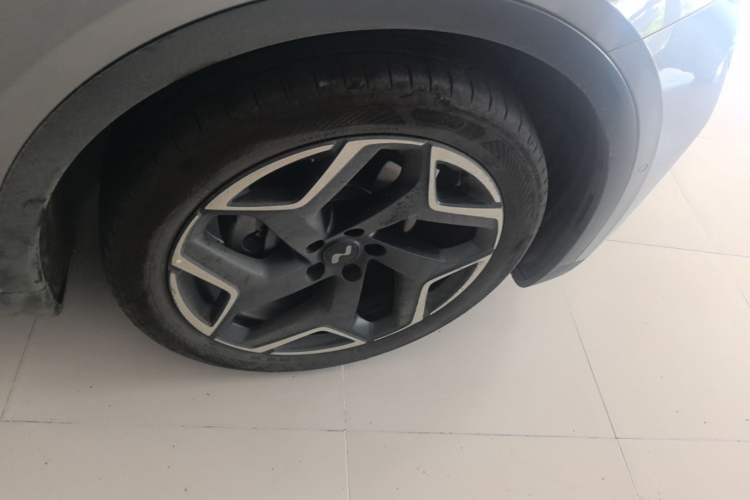 Used ONVO L60 2025 Model—60 kWh Rear-Wheel-Drive Version Exterior 5